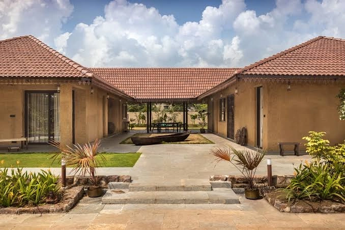 Modern Resort - Image 48 of 108